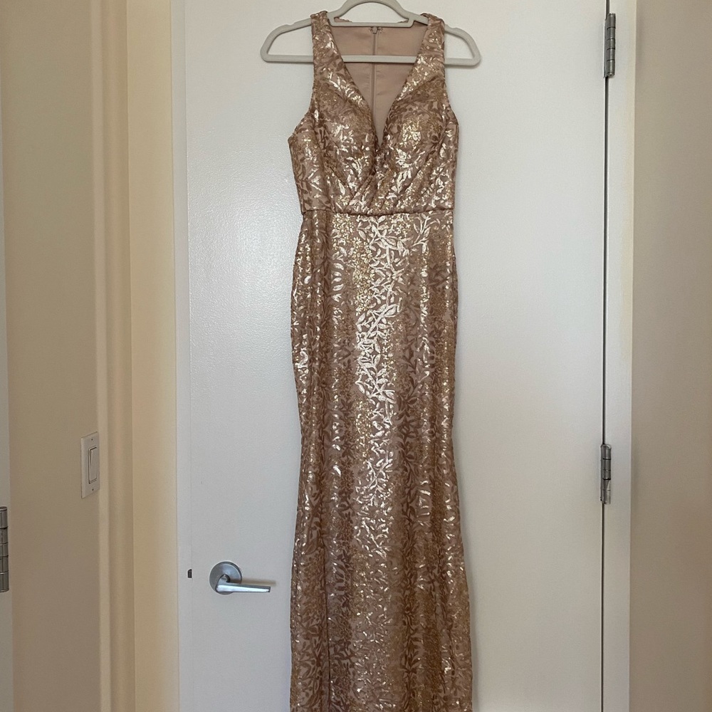 ✨NWT Bari Jay Champagne Floral Gown✨